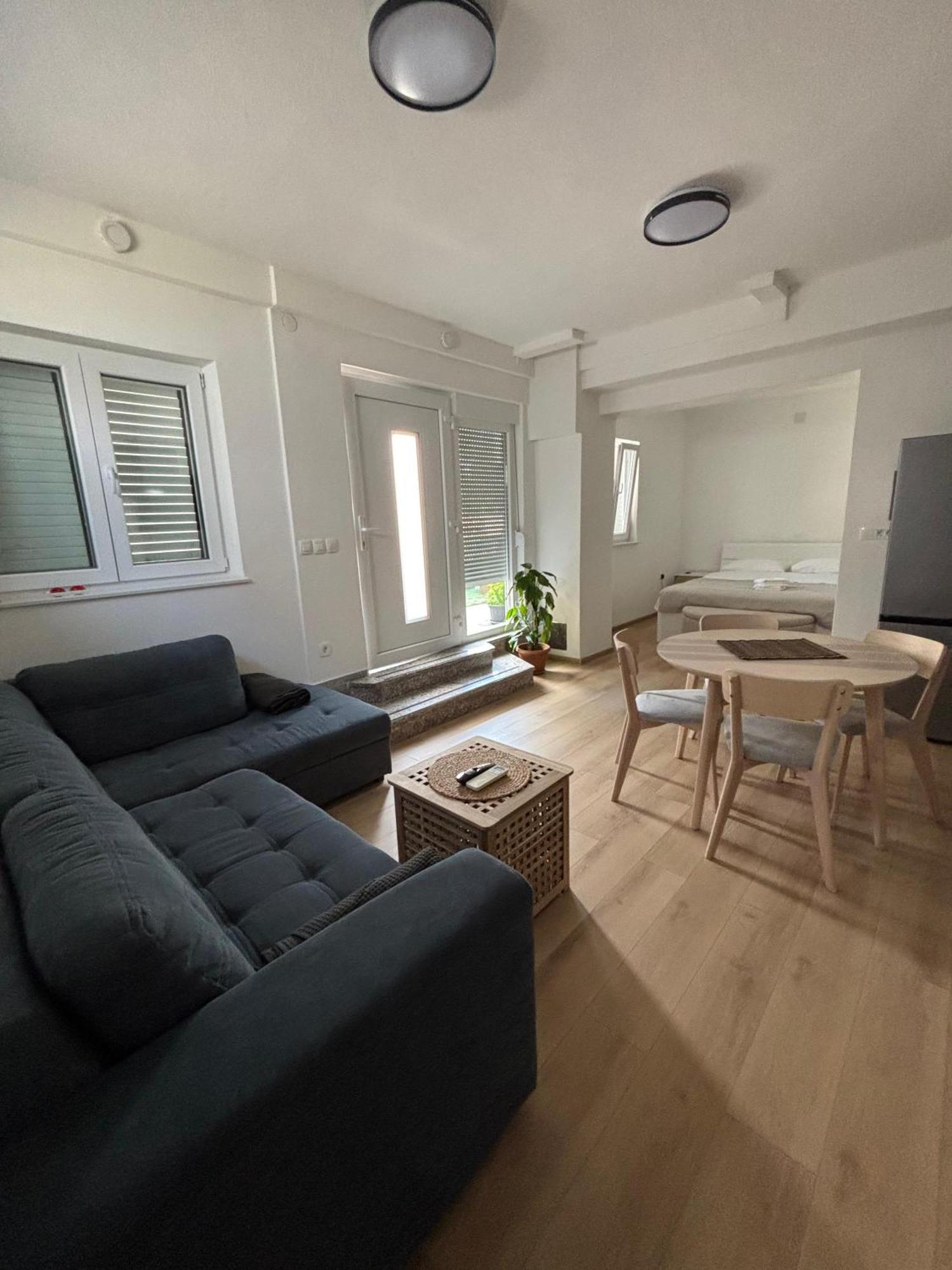 Studio Apartman Sedmica Задар Екстер'єр фото